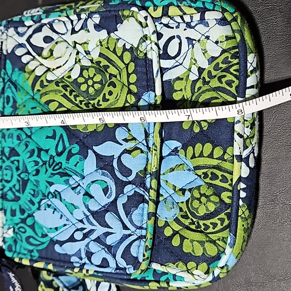 Vera Bradley Crossbody 8inx6in Teal,white,dark blue & green - Picture 12 of 13